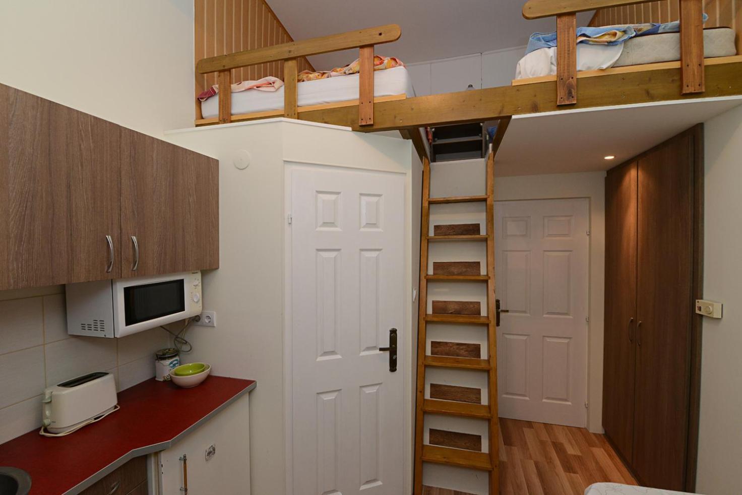 Centrum Apartman Pecs Luaran gambar