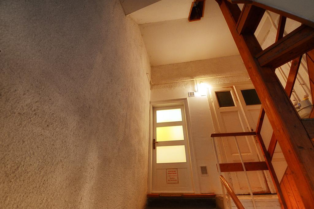 Centrum Apartman Pecs Luaran gambar